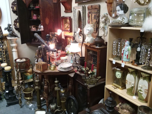 Rockingham Antiques - Sarasota, Florida 34233