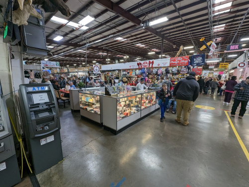 Great Smokies Flea Market - Kodak, Tennessee 37764