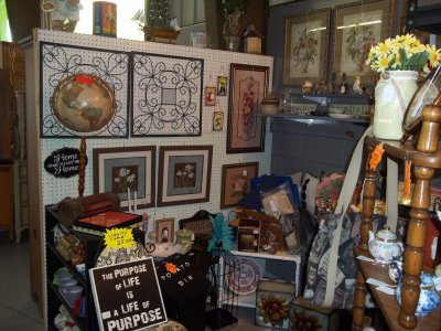 Diggers Antique Mall - Ocala, Florida 34475