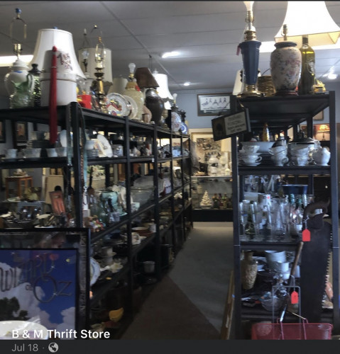 B&M Thrift and Antiques - Lake Wales, Florida 33859