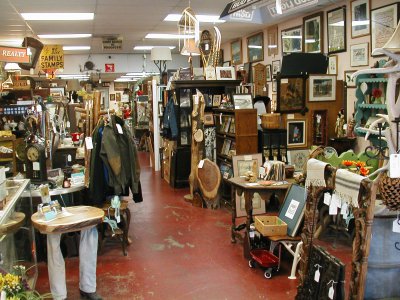 Flagstaff Antiques LLC - Flagstaff, Arizona 86001