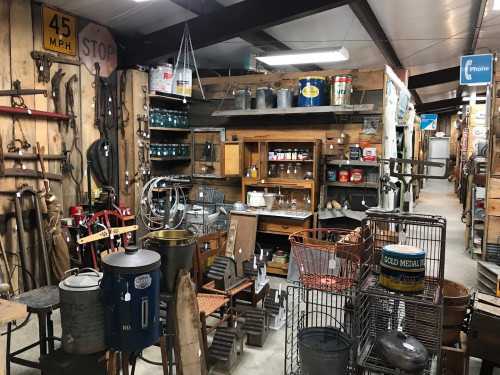 Rusty Gold Antiques and Flea Market - Conway, Arkansas  72032