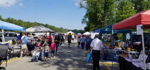 Jamie's Flea Market - South  Amherst, Ohio 44001