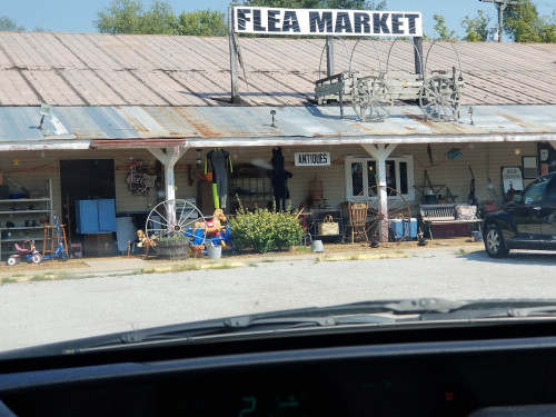 Homestead Flea Market - Bethalto, Illinois 62010