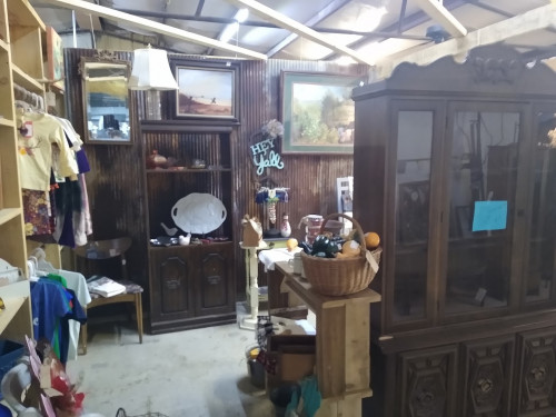 R & R Bargain Center-Flea Market - Tylertown, Mississippi 39667