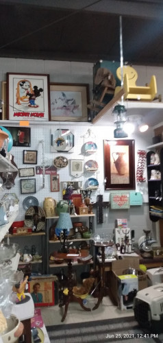 Olde Towne Benton Flea Market, Antiques & Collectibles - Benton, Arkansas  72015