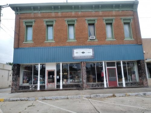 Redeemed and Restored - Vintage and Antiques - Seneca, Missouri 64865