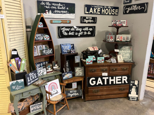 Maine on Main Flea Market - Lewiston, Maine 04240