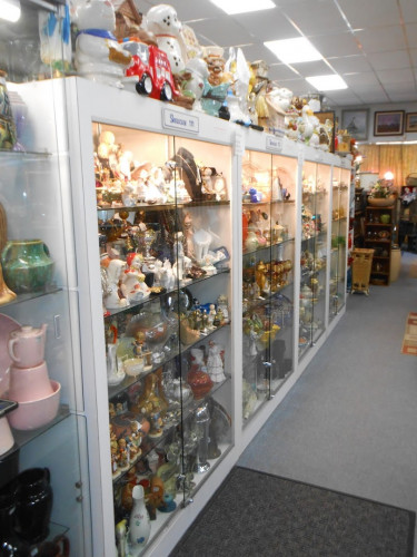 Garbo's Antiques - Gilroy, California 95020