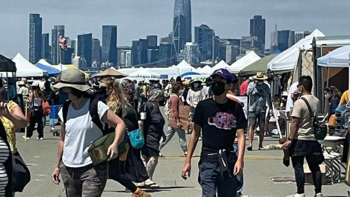 Alameda Point Antiques Faire 1st Sunday Every Month - Alameda, California  94501
