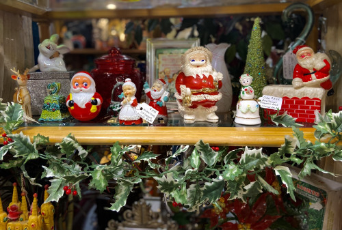 Boonsboro Antiques - Boonsboro, Maryland 21713