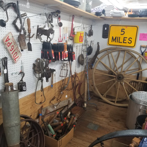 Fentress County Flea Market - Jamestown, Tennessee 38556