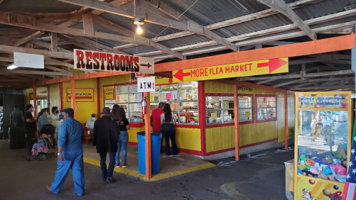 Bussey's Flea Market - Schertz, Texas 78154