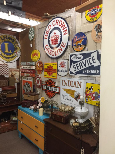 Penny's Antique Mall & Flea Market - Meridian, Mississippi 39305