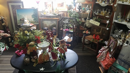 North Anderson Mini Flea Market - Anderson, Indiana 46016