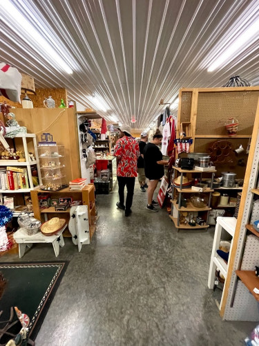Shenandoah Valley Flea Market - New Market, Virginia 22844