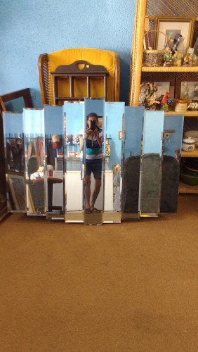 F & L Flea Market - Centralia, Missouri 65240