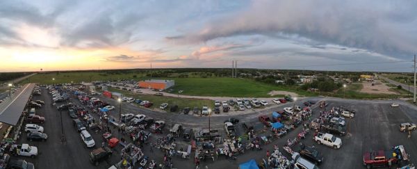 X Night Market. Pulga de Noche. - Edinburg, Texas 78541