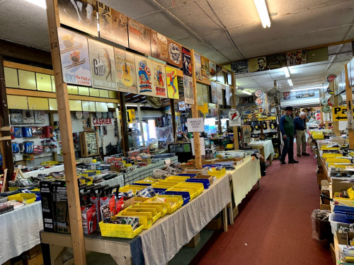 Uncle Bill's Flea Market - Whittier, North Carolina 28789