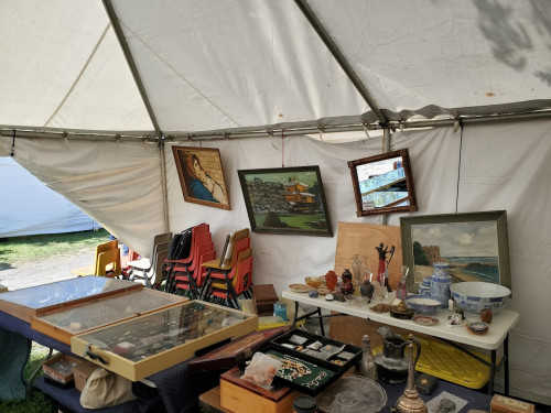 Brimfield Antique Shows - Brimfield, Massachusetts 01010