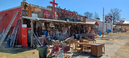 Hutch's - Damascus, Arkansas  72039