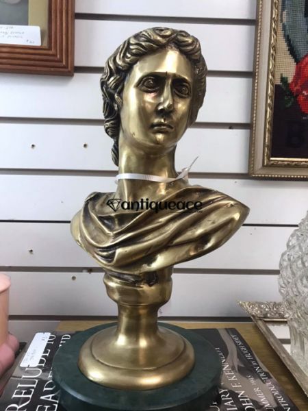Music Valley Antiques & Marketplace - Nashville, Tennessee 37214