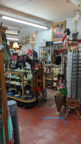 Antique Center Mall - Santa Barbara, California 93110