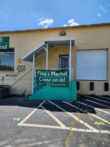 Fina's Market - Springfield, Missouri 65806
