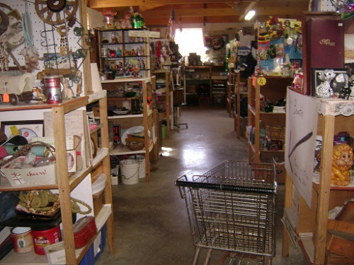 Hills Flea Market - Mountain Grove, Missouri 65711