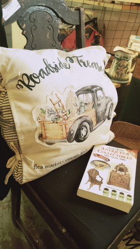 Rustic Thinking Flea Market - Fairdealing, Missouri 63939