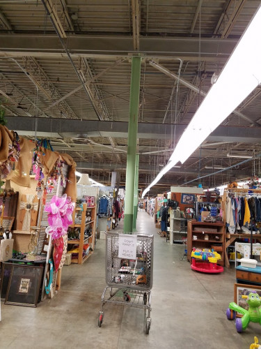 Merchant Outlet Mall - McKenzie, Tennessee 38201