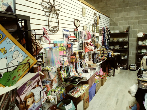 Laurel Mall Flea Market - Connellsville, Pennsylvania 15425