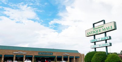 Forestwood Antique Mall - Dallas, Texas 75244