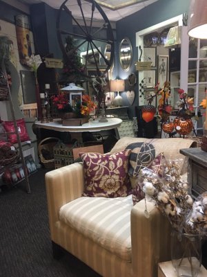 Avonlea Antique Mall - Jacksonville, Florida 32256