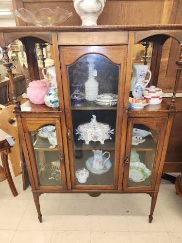 Gypsy Blue Antiques & More - Oakdale, Louisiana 71463
