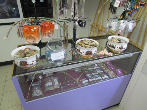 Treasures In Time Flea Market - Bangor, Maine 04401