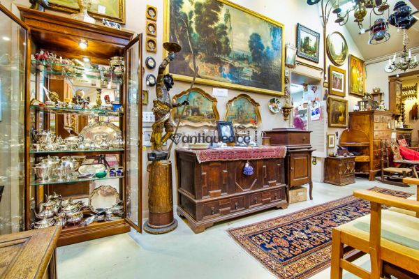 Mission Gallery - San Diego, California 92103