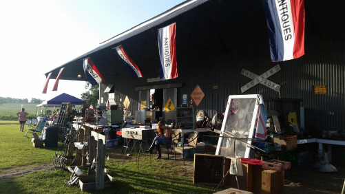 Texas Pickers 1st Saturday Antique Sale & Flea Market - Navasota, Texas 77868