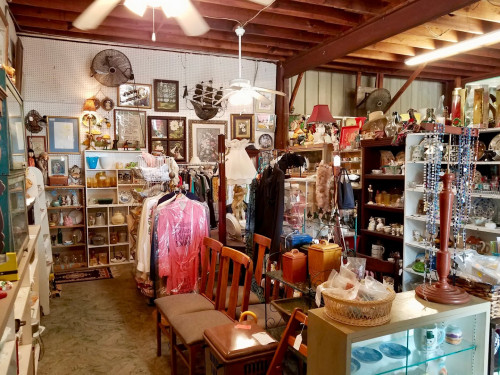River Road Flea Market - Jefferson, Louisiana 70121