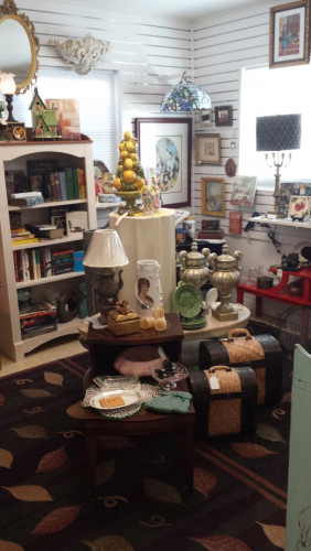 The Boulevard Shoppe - Antiques and Collectibles - Gulfport, Florida 33707