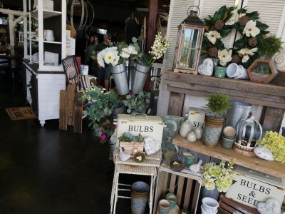 Unique Boutiques - Modesto, California 95356