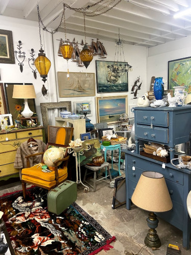 Cool Stuff Vintage - Jacksonville, Florida 32204