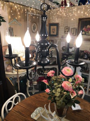 CHICK N TREE Antiques - Abilene, Texas 79605