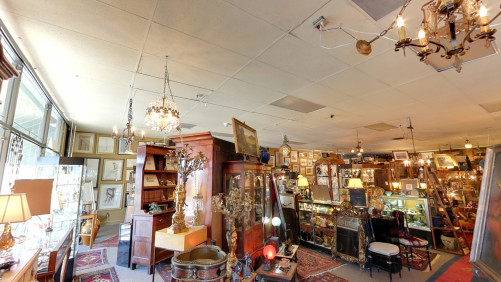 Mike & Greg's Antiques And Collectibles - Sacramento, California 95819