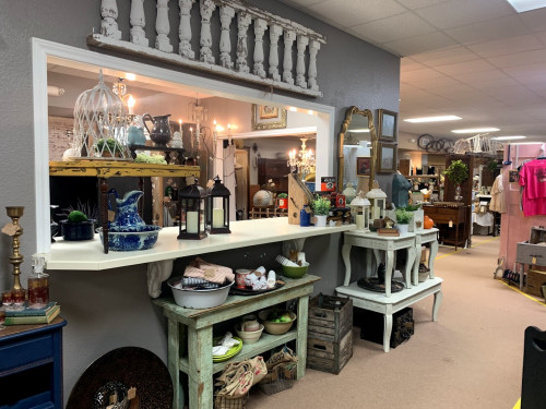 Owls Nest Flea Market - Texarkana, Texas 75503