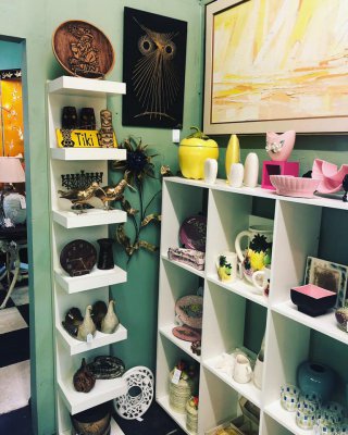 Victoria’s Attic Antique Mall - Palm Springs, California 92262