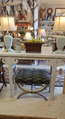 Oooodles Antiques - Pensacola, Florida 32507