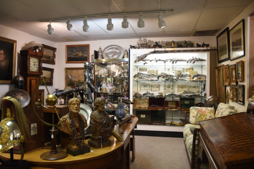 Colin Strong Antiques - Naples, Florida 34102