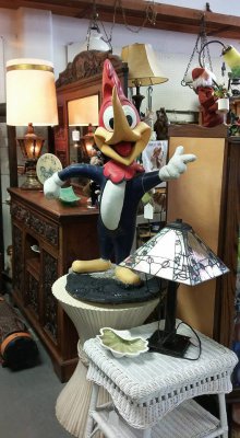 Central Park Antique Mall - Bakersfield, California 93301