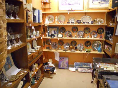 Allen Antique Mall - Allen, Texas 75002